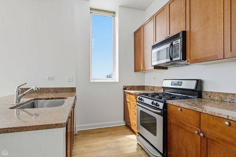 Tiny photo for 1600 S Indiana Avenue #1401, Chicago, IL 60616 (MLS # 12660997)