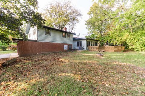 Tiny photo for 1206 University Drive, DeKalb, IL 60115 (MLS # 12491215)