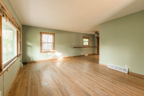 Tiny photo for 1206 University Drive, DeKalb, IL 60115 (MLS # 12491215)