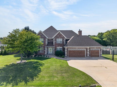 Photo of 661 Hickman Lane, Woodstock, IL 60098 (MLS # 12740187)