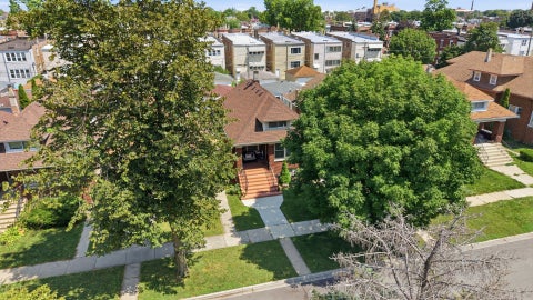 Tiny photo for 1931 Cuyler Avenue, Berwyn, IL 60402 (MLS # 12732185)