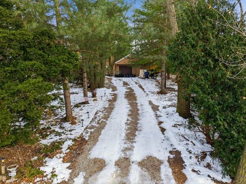 Photo of 11123 S Leamington Avenue, Alsip, IL 60803 (MLS # 12531803)