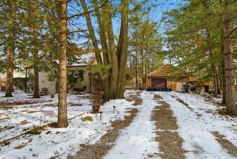 Tiny photo for 11123 S Leamington Avenue, Alsip, IL 60803 (MLS # 12531803)
