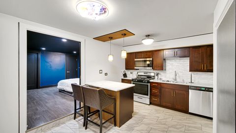Tiny photo for 6337 Roosevelt Road #107, Berwyn, IL 60402 (MLS # 12454766)