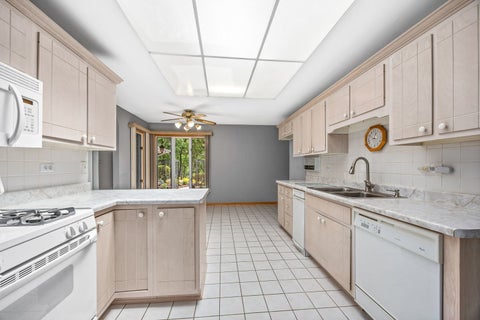 Tiny photo for 11S056 Madison Street, Burr Ridge, IL 60527 (MLS # 12768829)