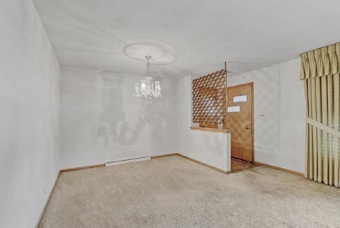 Tiny photo for 1225 S Cumberland Avenue, Park Ridge, IL 60068 (MLS # 12739254)