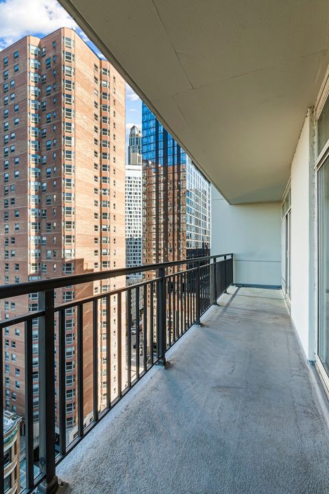 Tiny photo for 21 W Chestnut Street #1403, Chicago, IL 60610 (MLS # 12565443)