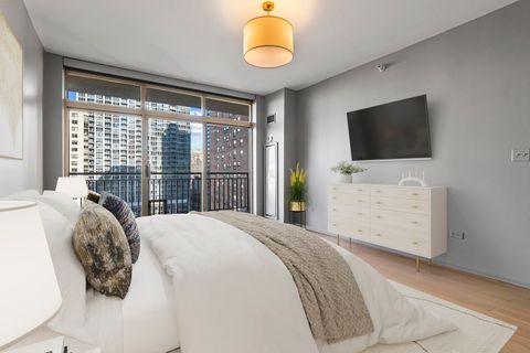 Tiny photo for 21 W Chestnut Street #1403, Chicago, IL 60610 (MLS # 12565443)