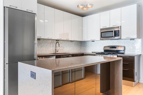 Tiny photo for 21 W Chestnut Street #1403, Chicago, IL 60610 (MLS # 12565443)