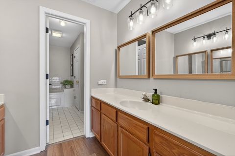 Tiny photo for 1650 W Ethans Glen Drive, Palatine, IL 60067 (MLS # 12605994)