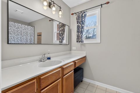 Tiny photo for 1650 W Ethans Glen Drive, Palatine, IL 60067 (MLS # 12605994)