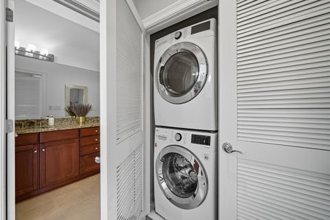 Tiny photo for 2801 N Oakley Avenue #202, Chicago, IL 60618 (MLS # 12532029)