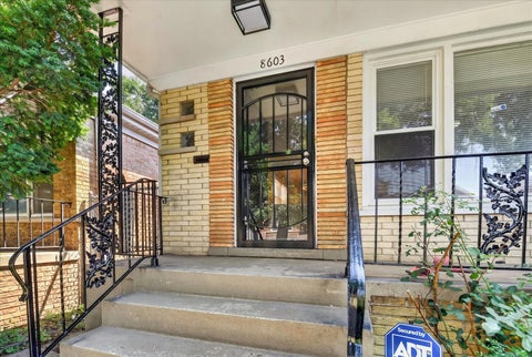 Tiny photo for 8603 S Exchange Avenue, Chicago, IL 60617 (MLS # 12709349)