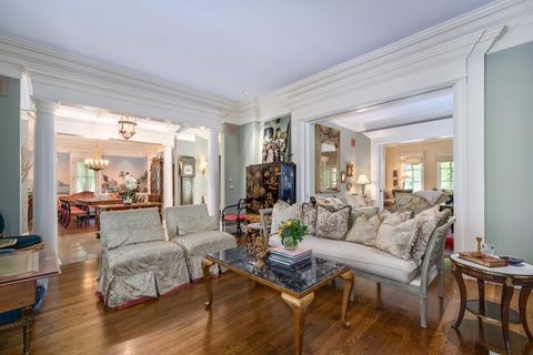 Tiny photo for 401 W Dickens Avenue, Chicago, IL 60614 (MLS # 12392156)
