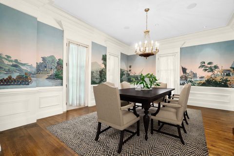 Tiny photo for 401 W Dickens Avenue, Chicago, IL 60614 (MLS # 12392156)
