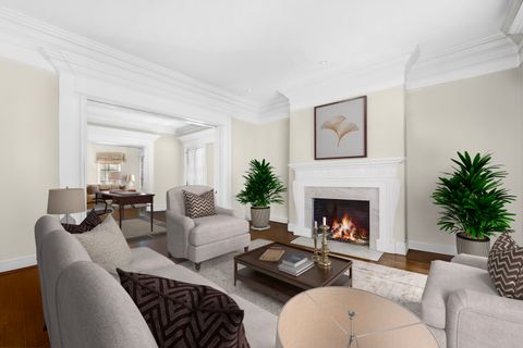 Tiny photo for 401 W Dickens Avenue, Chicago, IL 60614 (MLS # 12392156)
