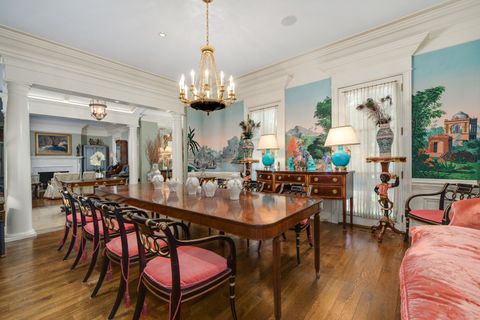 Tiny photo for 401 W Dickens Avenue, Chicago, IL 60614 (MLS # 12392156)