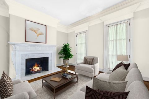 Tiny photo for 401 W Dickens Avenue, Chicago, IL 60614 (MLS # 12392156)