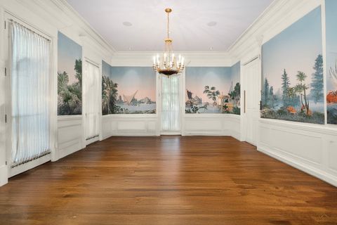 Tiny photo for 401 W Dickens Avenue, Chicago, IL 60614 (MLS # 12392156)