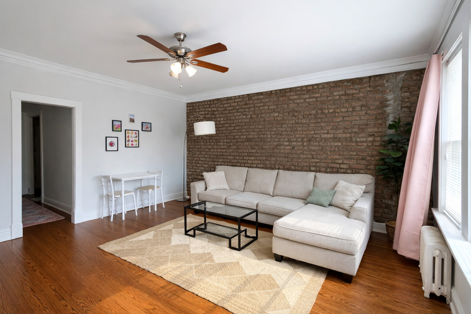 2461 N Clark Street 2