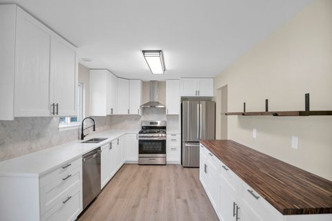 Tiny photo for 2076 Whitmore Drive, Romeoville, IL 60446 (MLS # 12490297)