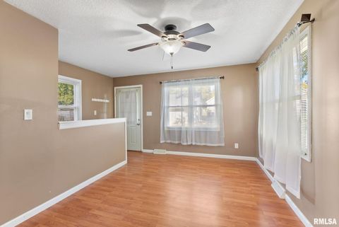 Tiny photo for 1215 WISCONSIN Street, Le Claire, IA 52753 (MLS # QC4268565)