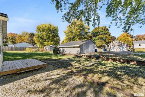 Tiny photo for 1215 WISCONSIN Street, Le Claire, IA 52753 (MLS # QC4268565)