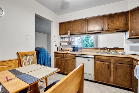 Tiny photo for 11301 Sycamore Lane #64B, Palos Hills, IL 60465 (MLS # 12613029)