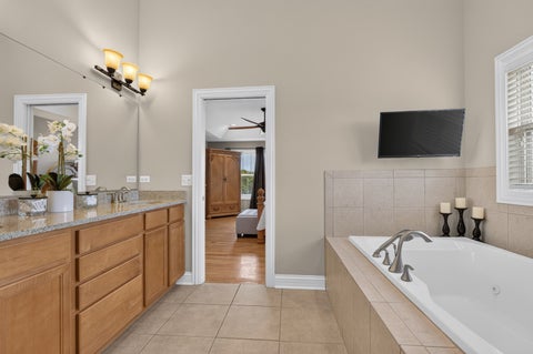 Tiny photo for 5516 Jennifer Court, Yorkville, IL 60560 (MLS # 12685308)