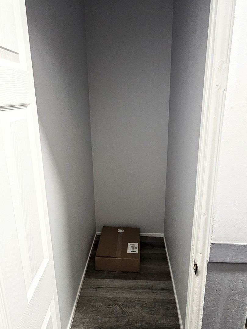 1415 W Erie Street 1R