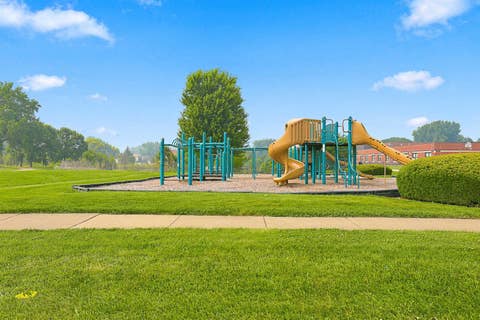 Tiny photo for 1037 Rockport Drive, Carol Stream, IL 60188 (MLS # 12694615)