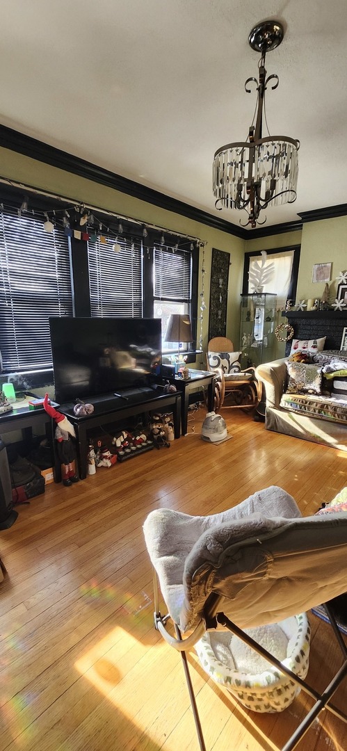 1621 SOUTH Boulevard