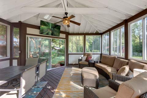 Tiny photo for 1211 S Grove Avenue, Barrington, IL 60010 (MLS # 12707665)