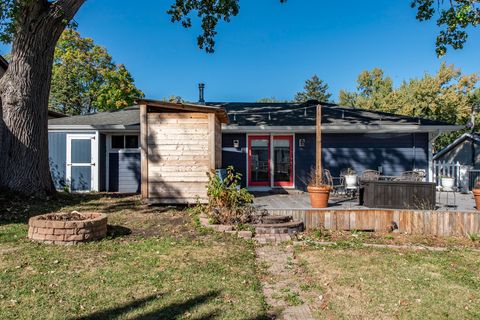 Tiny photo for 18225 W Lindenwood Drive, Grayslake, IL 60030 (MLS # 12486746)