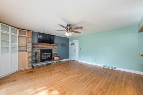 Tiny photo for 18225 W Lindenwood Drive, Grayslake, IL 60030 (MLS # 12486746)