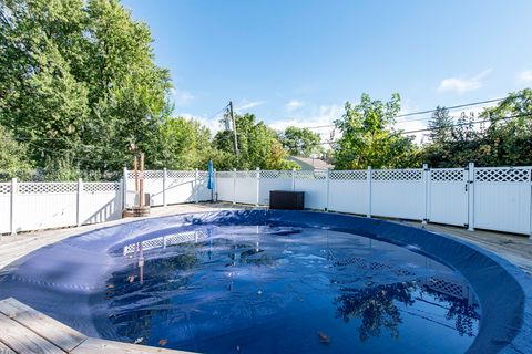 Tiny photo for 18225 W Lindenwood Drive, Grayslake, IL 60030 (MLS # 12486746)