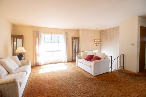 Tiny photo for 406 Library Lane, Streamwood, IL 60107 (MLS # 12488717)