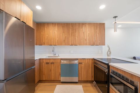 Tiny photo for 88 W Schiller Street #2907L, Chicago, IL 60610 (MLS # 12491081)