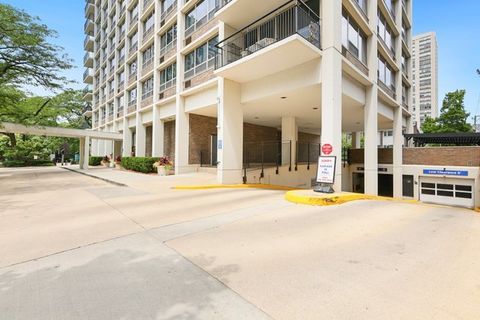 Tiny photo for 88 W Schiller Street #2907L, Chicago, IL 60610 (MLS # 12491081)