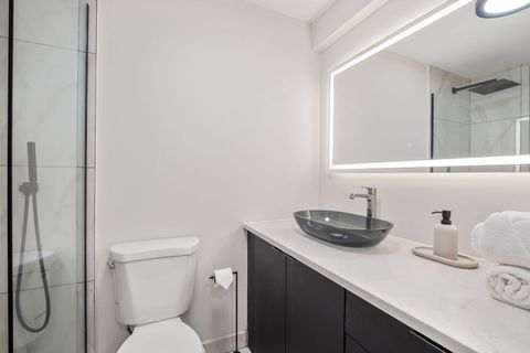 Tiny photo for 88 W Schiller Street #2907L, Chicago, IL 60610 (MLS # 12491081)