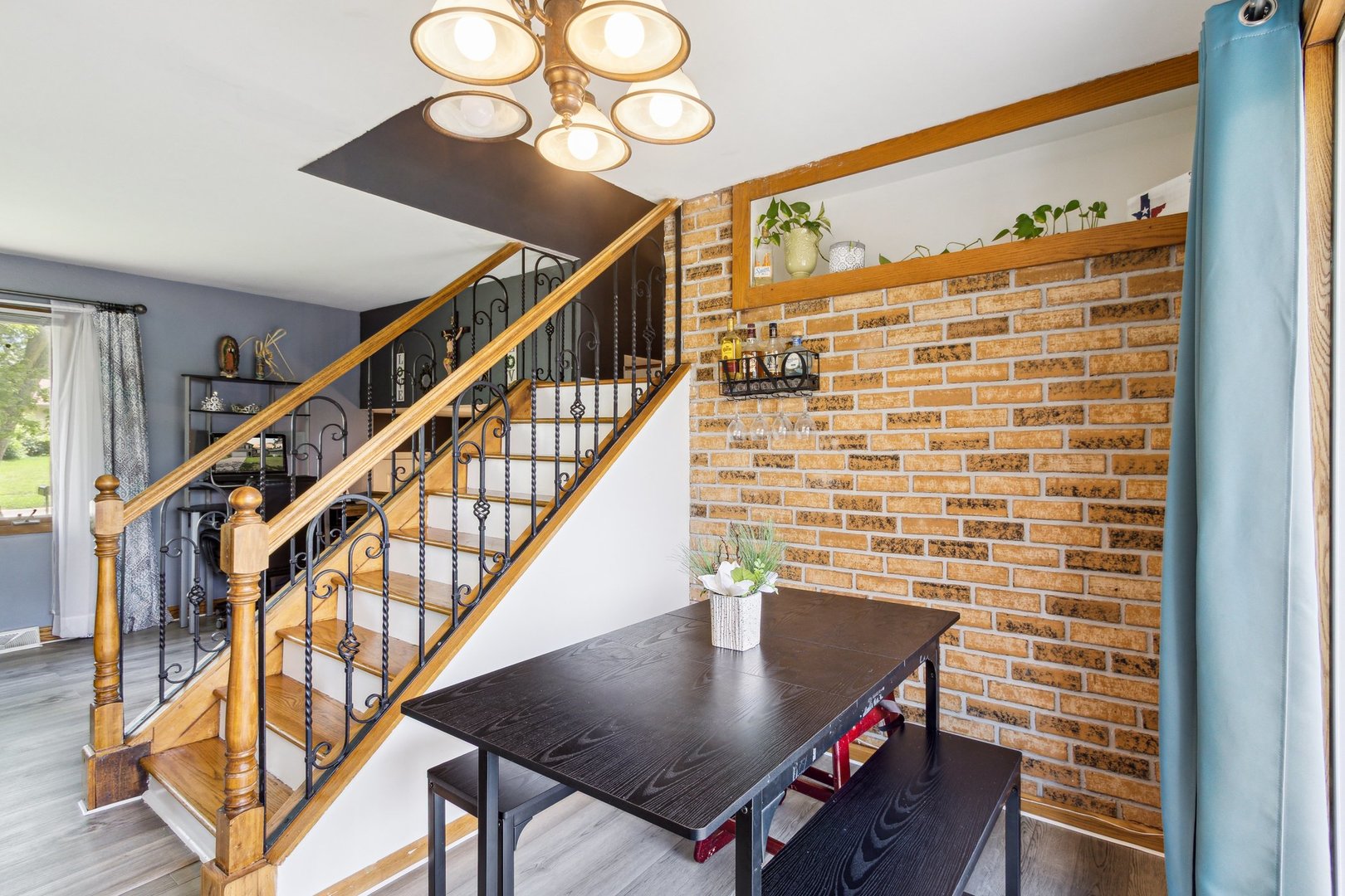 3113 Bavarian Lane