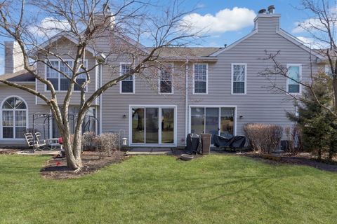 Tiny photo for 548 Woodhaven Drive, Mundelein, IL 60060 (MLS # 12578770)