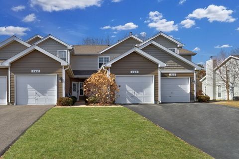 Photo of 548 Woodhaven Drive, Mundelein, IL 60060 (MLS # 12578770)