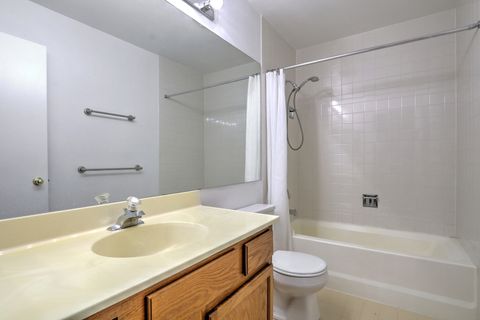 Tiny photo for 548 Woodhaven Drive, Mundelein, IL 60060 (MLS # 12578770)