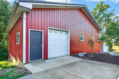 Tiny photo for 4569 160th Street, Clinton, IA 52732 (MLS # 12760113)