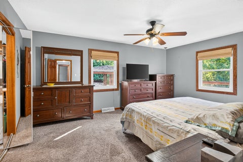 Tiny photo for 4569 160th Street, Clinton, IA 52732 (MLS # 12760113)