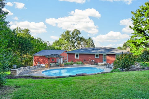 Tiny photo for 4569 160th Street, Clinton, IA 52732 (MLS # 12760113)