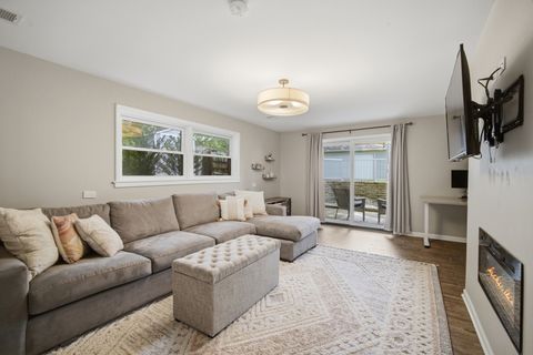 Tiny photo for 1804 Winthrop Road, Highland Park, IL 60035 (MLS # 12672228)