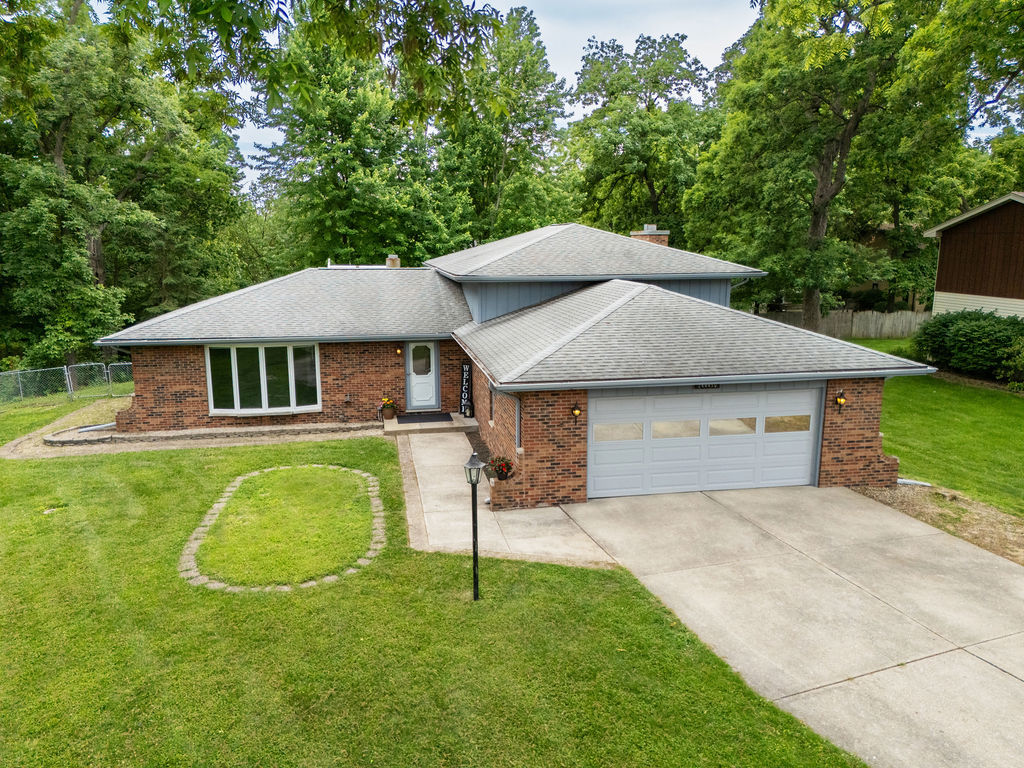 24445 W Lancelot Lane