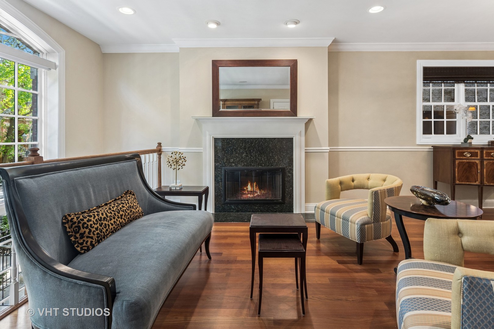 835 W Roscoe Street 1E